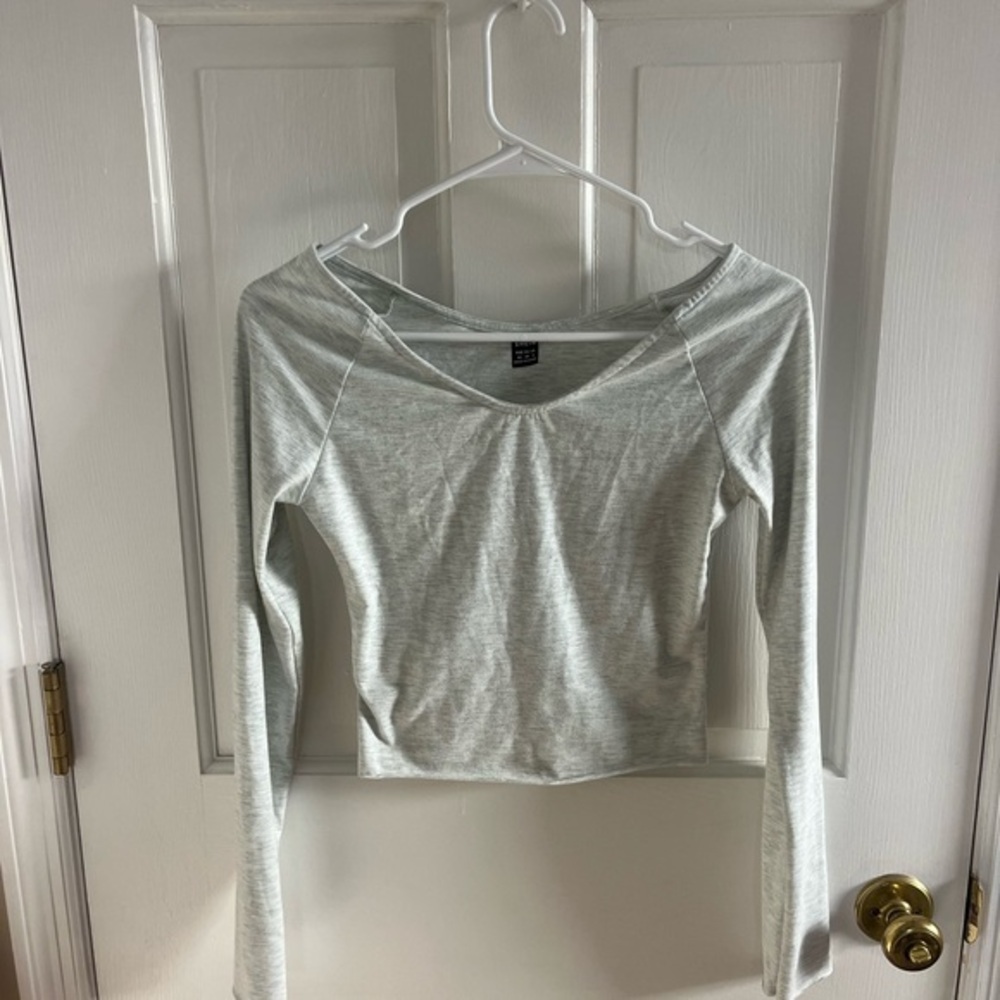 SHEIN Light Gray Long Sleeve Top